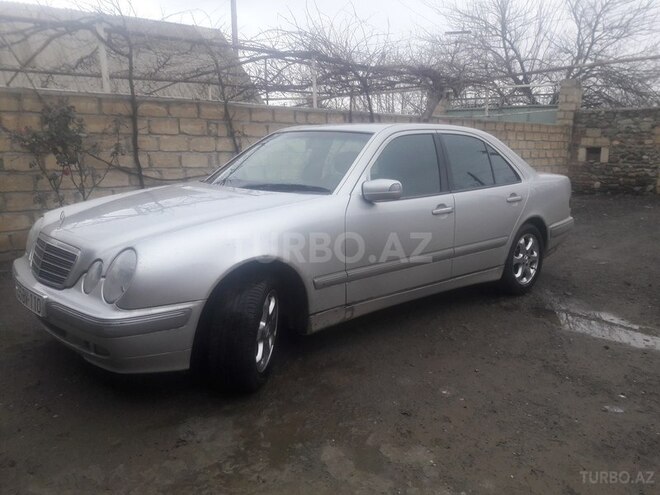 Mercedes E 280 1999, 235,000 km - 2.8 л - Gəncə