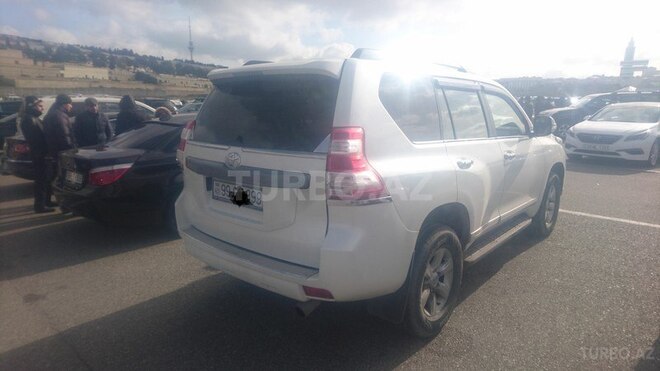 Toyota Prado 2014, 143,000 km - 2.7 l - Bakı