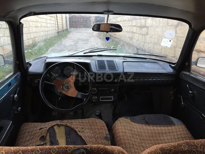 Moskvich 412 1988, 130,000 km - 1.5 l - Şirvan