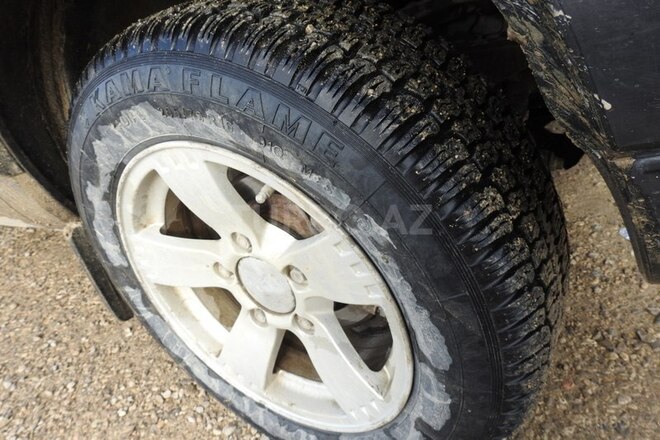 Chevrolet Niva 2007, 350,000 km - 1.7 л - Bakı