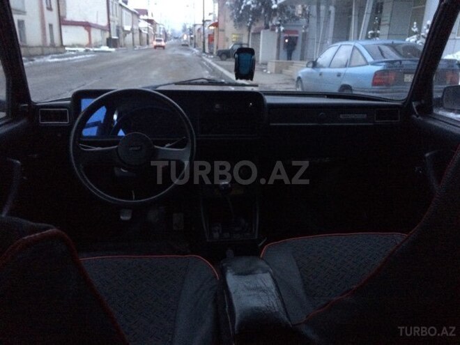 LADA (VAZ) 2107 2003, 20,000 km - 1.6 л - Quba