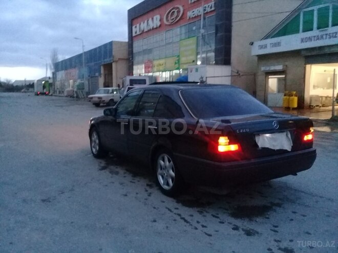 Mercedes C 220 1996, 316,800 km - 2.2 l - Sumqayıt