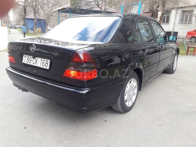 Mercedes C 200 1999, 240,000 km - 4.0 l - Bakı