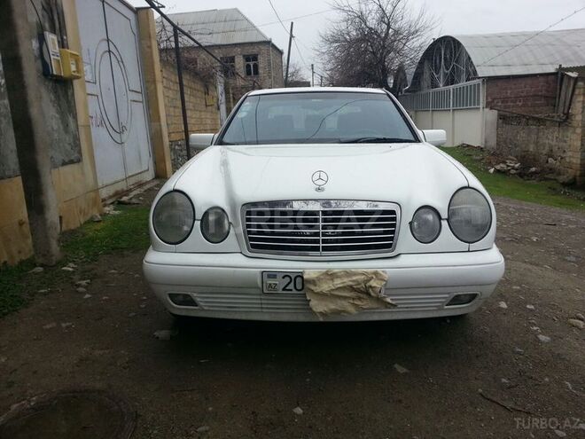 Mercedes E 230 1997, 288,802 km - 2.4 l - Gəncə