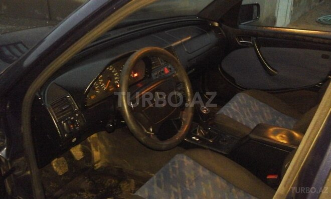 Mercedes C 220 1998, 66,000 km - 2.2 l - Biləsuvar
