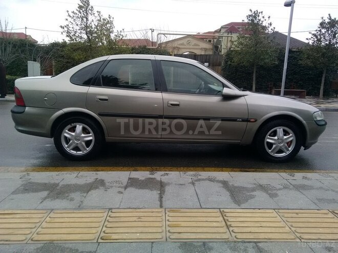 Opel Vectra 1996, 270,655 km - 2.0 л - Bakı