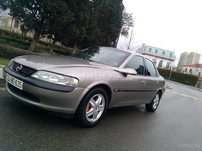Opel Vectra 1996, 270,655 km - 2.0 л - Bakı