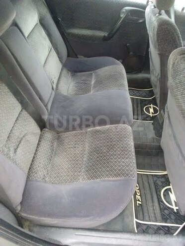 Opel Vectra 1996, 270,655 km - 2.0 л - Bakı