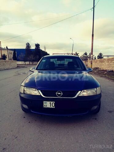 Opel Vectra 1996, 290,000 km - 1.8 l - Sumqayıt