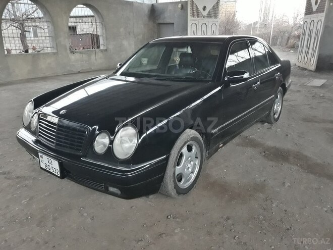 Mercedes E 320 1998, 233,000 km - 3.2 l - Gəncə