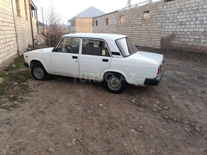 LADA (VAZ) 2107 2009, 200,000 km - 1.6 л - Gəncə