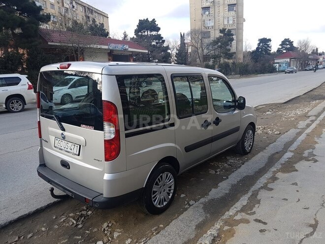 Fiat Doblo 2006, 305,000 km - 1.9 l - Bakı