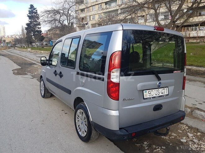 Fiat Doblo 2006, 305,000 km - 1.9 l - Bakı