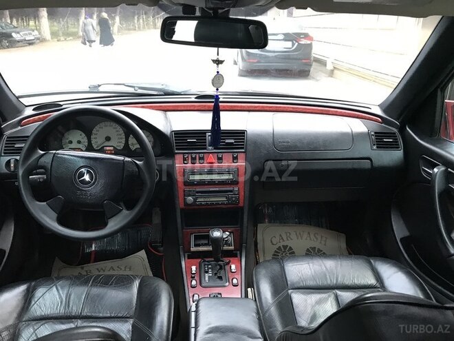 Mercedes C 240 1997, 380,000 km - 2.4 l - Bakı