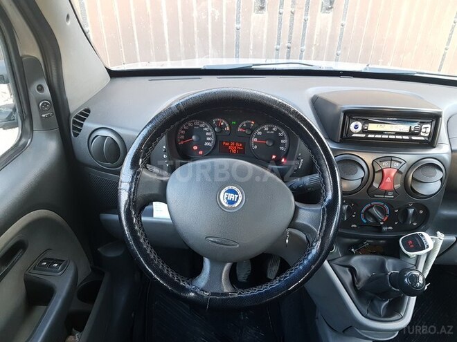Fiat Doblo 2006, 305,000 km - 1.9 l - Bakı