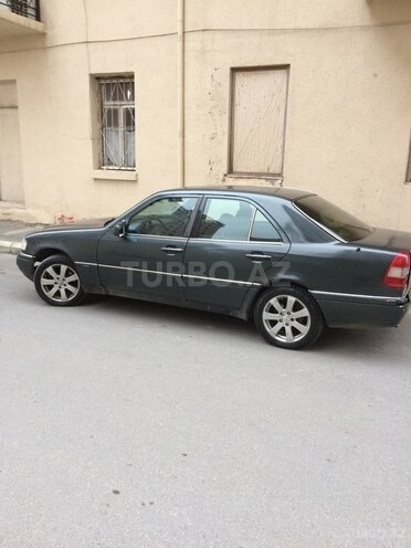 Mercedes C 200 1995, 410,000 km - 2.0 l - Bakı