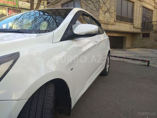 Hyundai Accent 2012, 106,000 km - 1.6 л - Bakı
