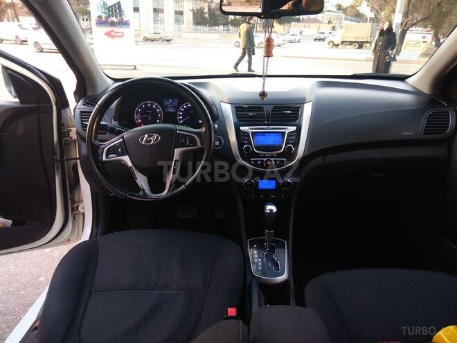 Hyundai Accent 2012, 106,000 km - 1.6 л - Bakı