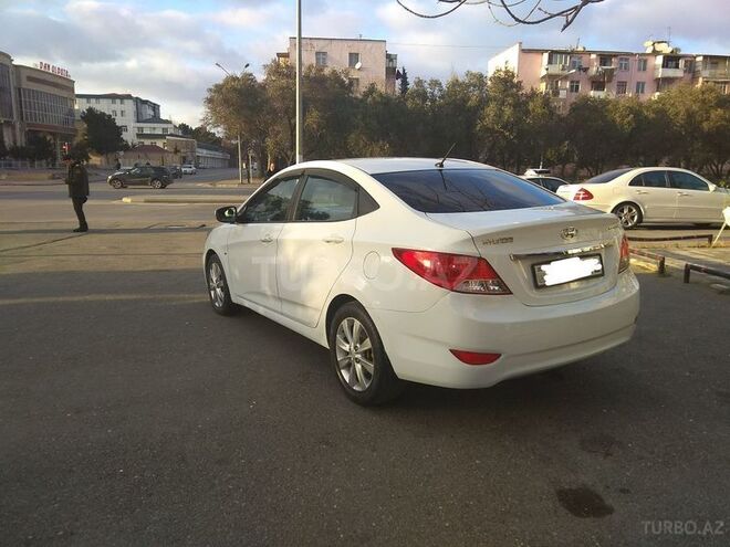 Hyundai Accent 2012, 106,000 km - 1.6 л - Bakı