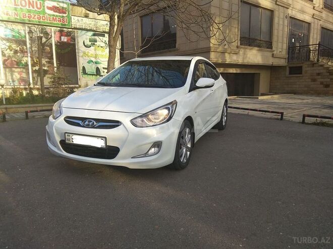 Hyundai Accent 2012, 106,000 km - 1.6 л - Bakı