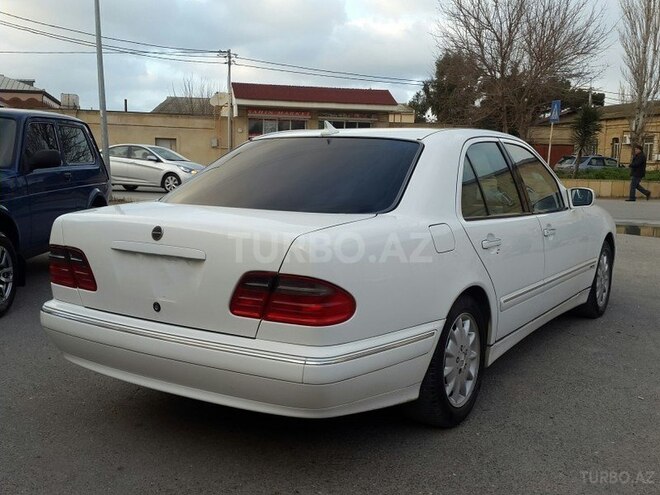Mercedes  1999, 225,000 km - 2.0 л - Bakı