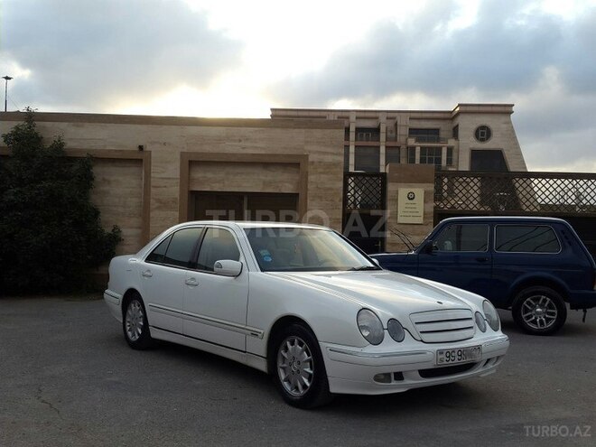 Mercedes  1999, 225,000 km - 2.0 л - Bakı