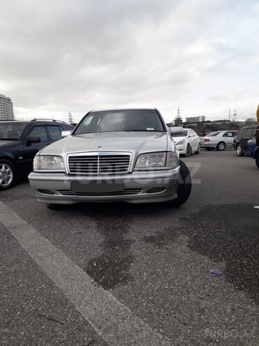 Mercedes C 180 1999, 275,000 km - 1.8 л - Bakı