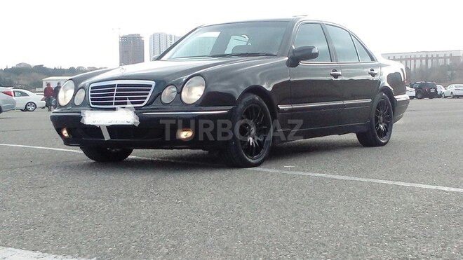 Mercedes E 240 2000, 221,000 km - 2.4 l - Bakı