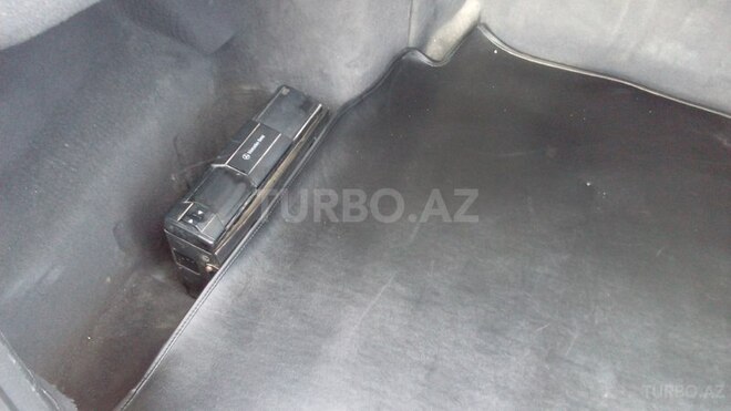 Mercedes E 240 2000, 221,000 km - 2.4 l - Bakı