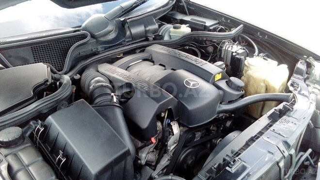 Mercedes E 240 2000, 221,000 km - 2.4 l - Bakı