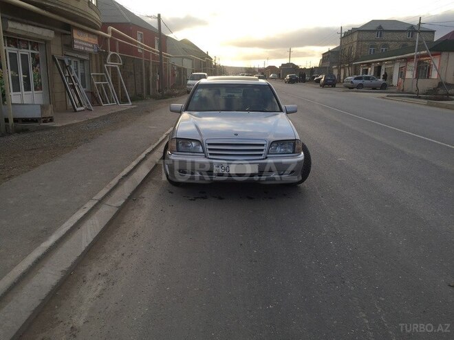 Mercedes C 230 1999, 107,540 km - 2.3 l - Bakı