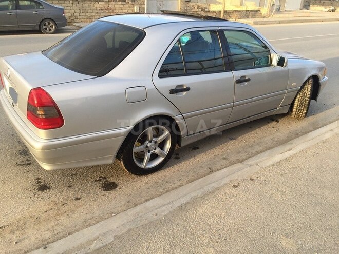 Mercedes C 230 1999, 107,540 km - 2.3 l - Bakı