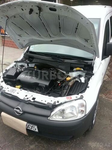 Opel Combo 2010, 164,000 km - 1.3 л - Bakı