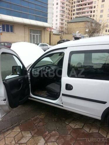 Opel Combo 2010, 164,000 km - 1.3 л - Bakı