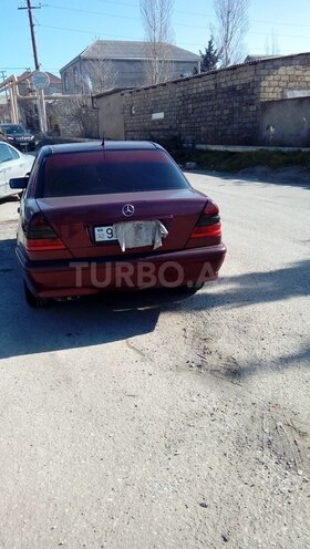 Mercedes C 240 1999, 270,000 km - 2.4 l - Bakı