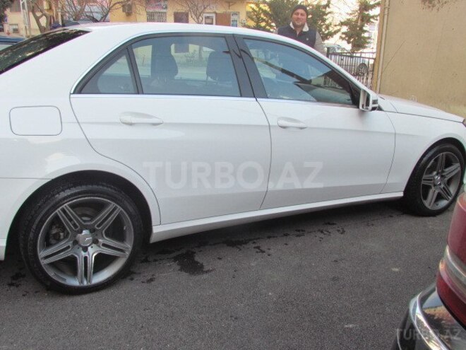 Mercedes E 200 2014, 133,543 km - 2.2 l - Xırdalan