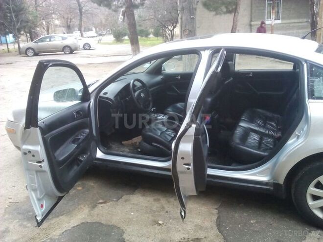Volkswagen Passat 2001, 276,000 km - 1.8 л - Sumqayıt