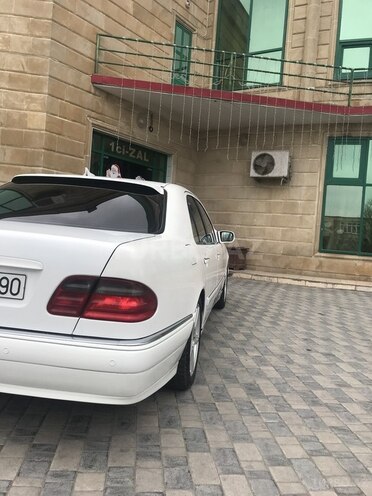 Mercedes E 230 1997, 180,000 km - 0.2 l - Sumqayıt