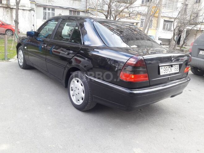 Mercedes C 200 1999, 240,000 km - 2.0 л - Bakı