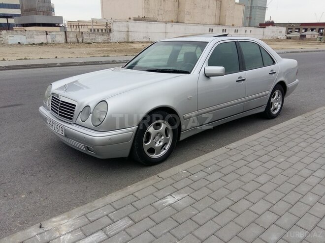 Mercedes E 240 1998, 252,524 km - 2.4 l - Bakı