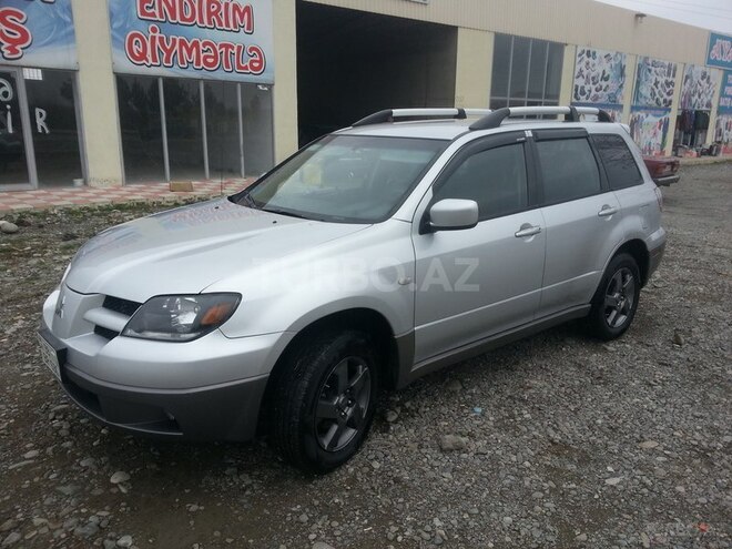 Mitsubishi Outlander 2002, 190,000 km - 2.4 l - Ağdam