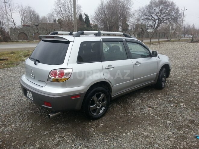 Mitsubishi Outlander 2002, 190,000 km - 2.4 l - Ağdam