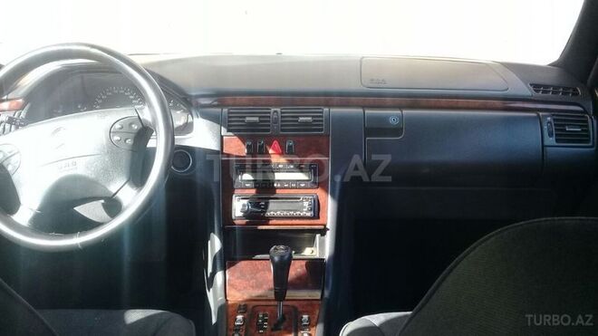 Mercedes E 270 1999, 350,000 km - 2.7 л - Bakı