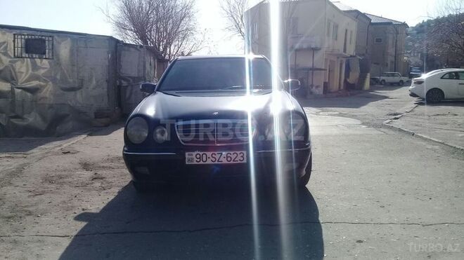 Mercedes E 270 1999, 350,000 km - 2.7 л - Bakı