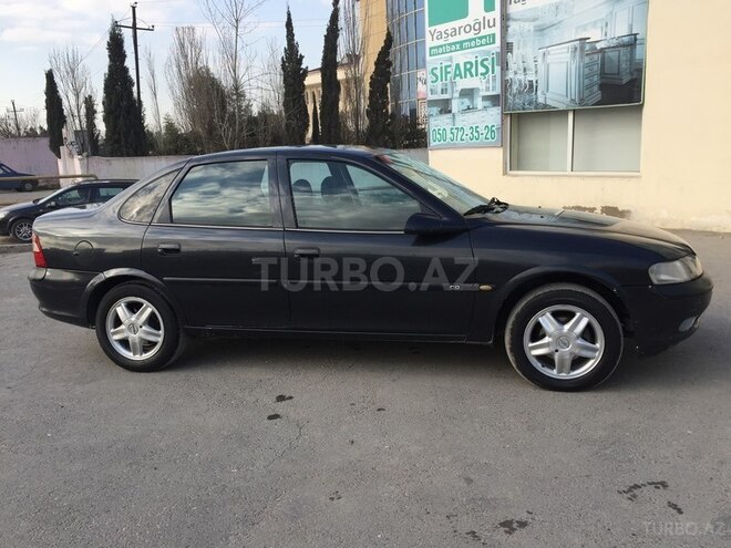 Opel Vectra 1996, 362,636 km - 1.6 l - Bakı