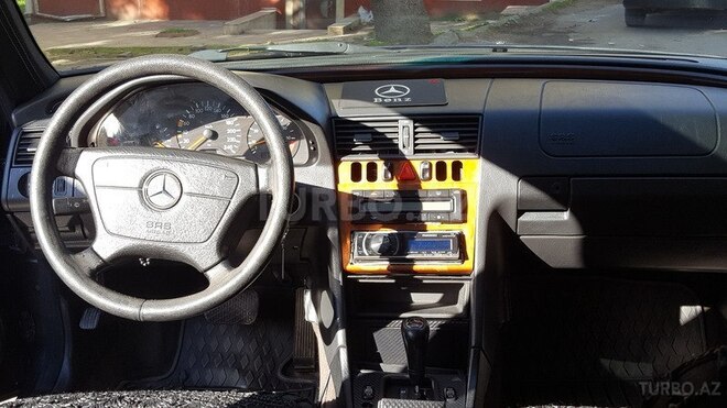 Mercedes C 220 1996, 188,035 km - 2.2 l - Bakı