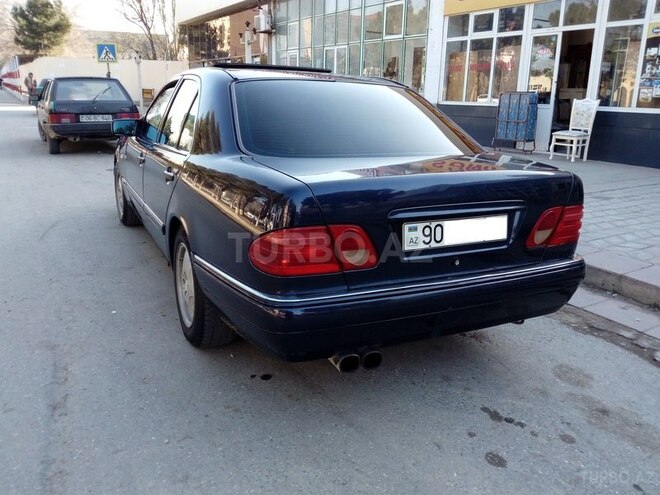 Mercedes E 230 1996, 236,000 km - 2.3 л - Sumqayıt