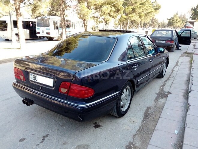 Mercedes E 230 1996, 236,000 km - 2.3 л - Sumqayıt
