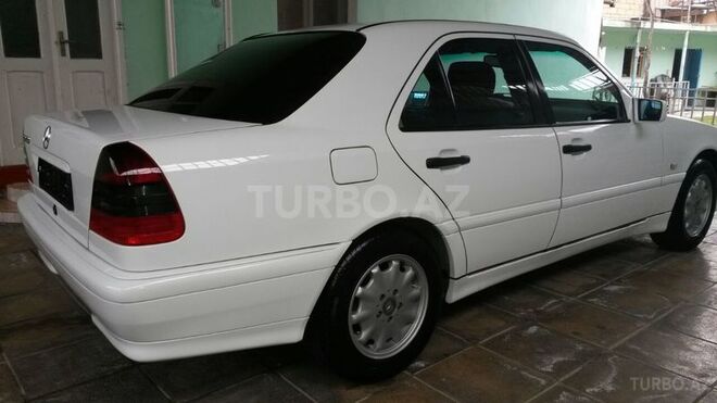 Mercedes C 240 1999, 166,000 km - 2.4 l - Gəncə