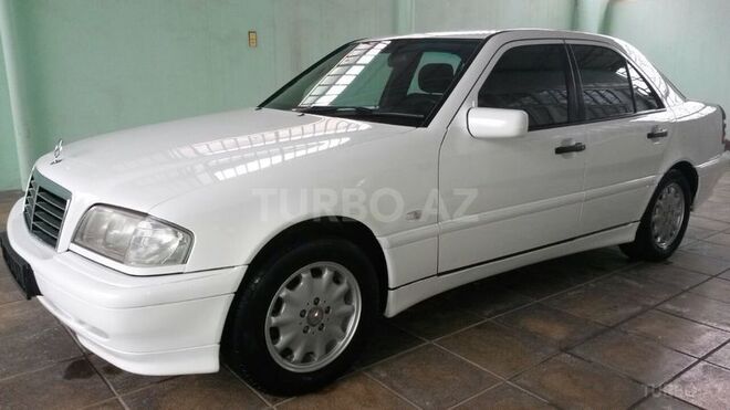 Mercedes C 240 1999, 166,000 km - 2.4 l - Gəncə